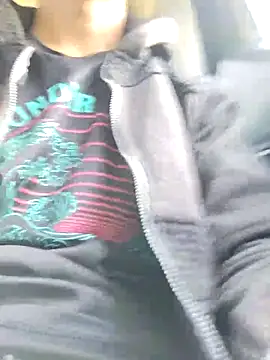 use 19 online show from 11/23/25, 03:39