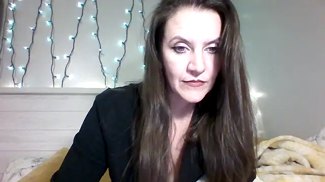 Snapshot of easy_briezy chatting on 10/30/25, 01:40 easy briezy online show from 10/30/25, 01:40