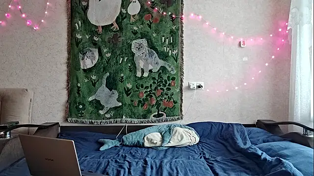 Snapshot of MiaLovelyOne chatting on 03/19/26, 07:56 MiaLovelyOne online show from 03/19/26, 07:56