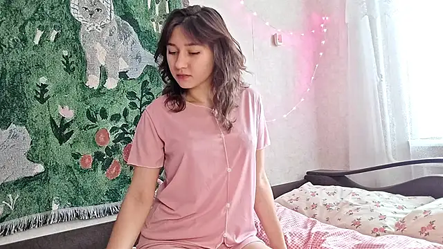 Snapshot of MiaLovelyOne chatting on 03/21/26, 10:20 MiaLovelyOne online show from 03/21/26, 10:20