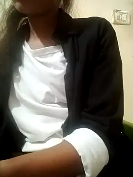 Mahi677 online show from 11/29/25, 03:53