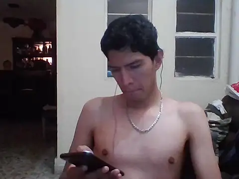 Snapshot of TheHiddenMark chatting on 10/13/25, 06:13 TheHiddenMark online show from 10/13/25, 06:13