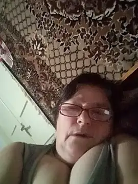 Snapshot of MilaCold5443 chatting on 03/11/26, 02:06 MilaCold5443 online show from 03/11/26, 02:06