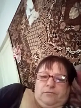 Snapshot of MilaCold5443 chatting on 03/27/26, 01:00 MilaCold5443 online show from 03/27/26, 01:00