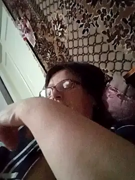 Snapshot of MilaCold5443 chatting on 03/28/26, 07:02 MilaCold5443 online show from 03/28/26, 07:02