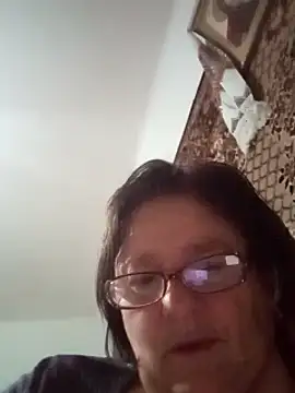 Snapshot of MilaCold5443 chatting on 04/21/26, 06:23 MilaCold5443 online show from 04/21/26, 06:23
