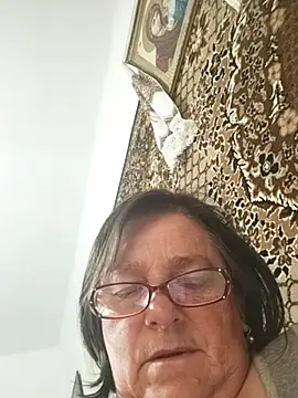 Snapshot of MilaCold5443 chatting on 05/29/26, 04:38 MilaCold5443 online show from 05/29/26, 04:38