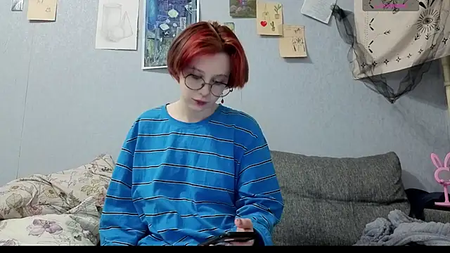 RubiReynnn online show from 10/11/25, 07:01