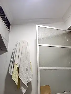 AbbyLewiis online show from 11/28/25, 09:45