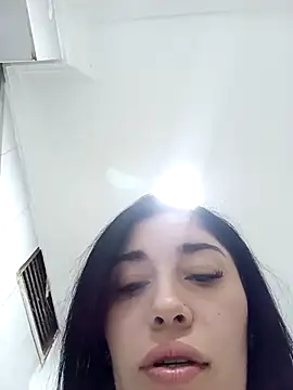 AbbyLewiis online show from 11/29/25, 10:07