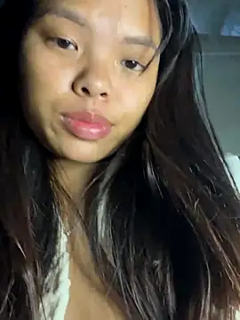 hello-cute online show from 11/28/25, 01:52