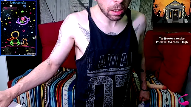 Snapshot of Markus_Rivas chatting on 10/15/25, 07:03 Markus Rivas online show from 10/15/25, 07:03