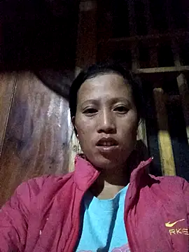 Snapshot of jerry-xx chatting on 11/18/25, 12:31 jerry-xx online show from 11/18/25, 12:31