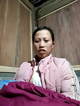 Snapshot of jerry-xx chatting on 11/22/25, 02:16 jerry-xx online show from 11/22/25, 02:16