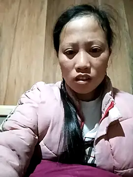 Snapshot of jerry-xx chatting on 11/23/25, 05:35 jerry-xx online show from 11/23/25, 05:35