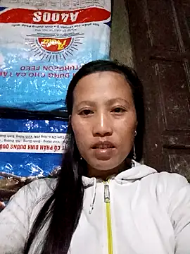 Snapshot of jerry-xx chatting on 11/26/25, 11:55 jerry-xx online show from 11/26/25, 11:55