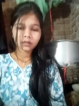 Snapshot of Gb_sunena chatting on 11/07/25, 06:24 Gb sunena online show from 11/07/25, 06:24