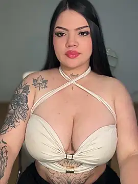 dulcemarianh  online show from 05/06/26, 04:08