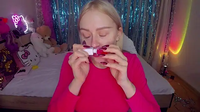 CeaneLino online show from 12/19/25, 05:31