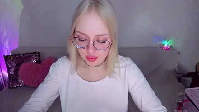 CeaneLino online show from 02/13/26, 07:32