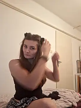 Nika aa online show from 11/29/25, 05:38