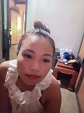 Snapshot of Rabbit-small chatting on 10/09/25, 08:34 Rabbit-small online show from 10/09/25, 08:34