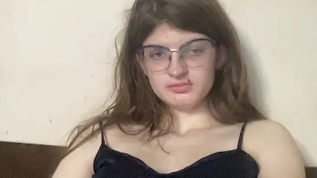 Snapshot of NikaXZimax chatting on 11/03/25, 06:58 NikaXZimax online show from 11/03/25, 06:58