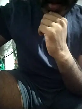 Snapshot of SL_BEAR chatting on 10/30/25, 04:41 SL BEAR online show from 10/30/25, 04:41