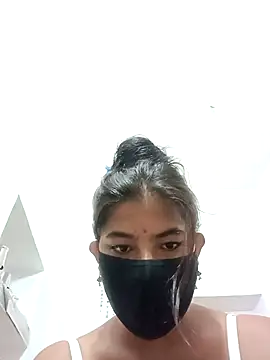 Hot radhaji online show from 10/22/25, 08:14