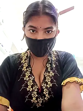 Hot radhaji online show from 02/15/26, 02:08