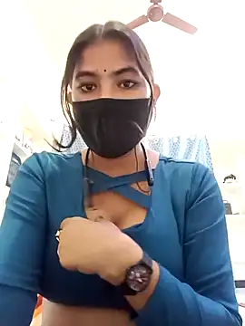 Hot radhaji online show from 02/17/26, 03:51