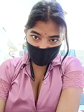 Snapshot of Hot_radhaji chatting on 03/08/26, 02:48 Hot radhaji online show from 03/08/26, 02:48