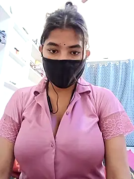 Snapshot of Hot_radhaji chatting on 03/16/26, 05:44 Hot radhaji online show from 03/16/26, 05:44