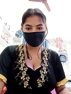 Snapshot of Hot_radhaji chatting on 03/19/26, 02:15 Hot radhaji online show from 03/19/26, 02:15