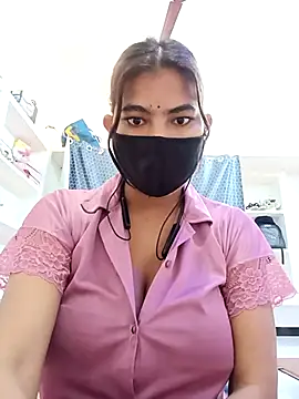 Snapshot of Hot_radhaji chatting on 03/21/26, 01:10 Hot radhaji online show from 03/21/26, 01:10