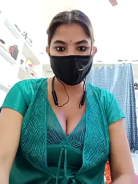 Snapshot of Hot_radhaji chatting on 04/13/26, 03:28 Hot radhaji online show from 04/13/26, 03:28