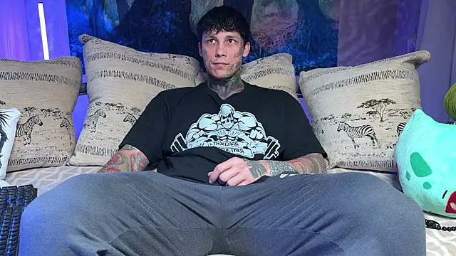 Snapshot of Anubisgods chatting on 01/18/26, 05:22 Anubisgods online show from 01/18/26, 05:22