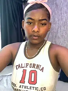 KarinaFlowers  online show from 11/14/25, 12:15