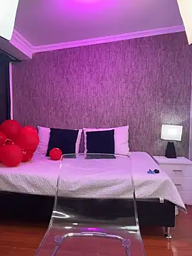 KarinaFlowers  online show from 02/28/26, 06:03