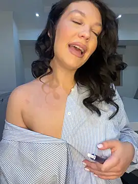 ClaraPasssion online show from 12/18/25, 06:36