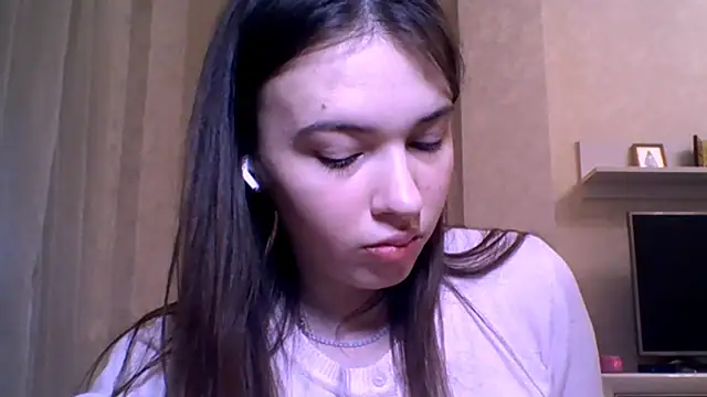 Snapshot of CeyaLier chatting on 03/13/26, 06:36 CeyaLier online show from 03/13/26, 06:36