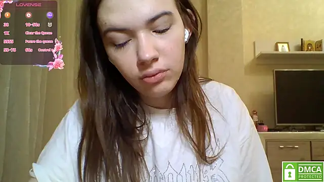 CeyaLier online show from 05/14/26, 06:26