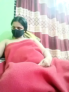 Snapshot of Megla879 chatting on 11/20/25, 05:34 Megla879 online show from 11/20/25, 05:34