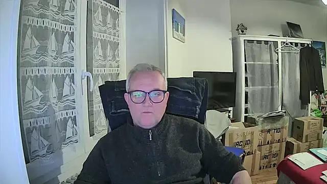 Snapshot of macdut67 chatting on 03/01/26, 04:25 macdut67 online show from 03/01/26, 04:25