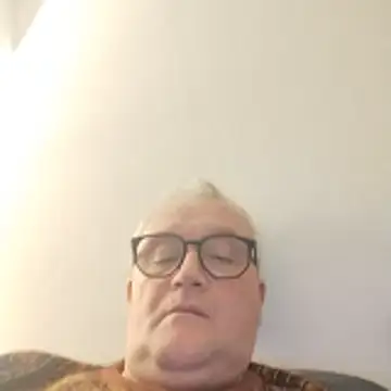 Snapshot of macdut67 chatting on 03/23/26, 05:55 macdut67 online show from 03/23/26, 05:55