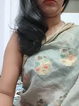 Snapshot of Janu-hasena chatting on 06/14/26, 03:19 Janu-hasena online show from 06/14/26, 03:19