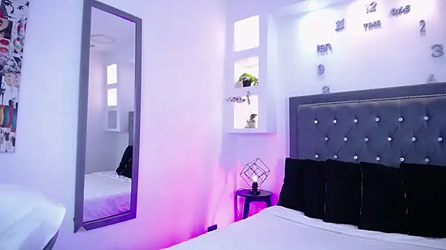 Emo Boy  online show from 01/18/26, 08:23