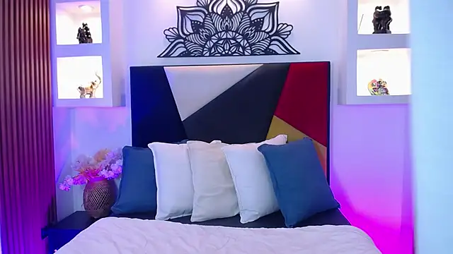 Emo Boy  online show from 03/01/26, 08:22