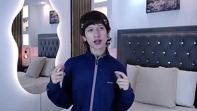 Snapshot of Emo_Boy_ chatting on 03/17/26, 08:12 Emo Boy online show from 03/17/26, 08:12