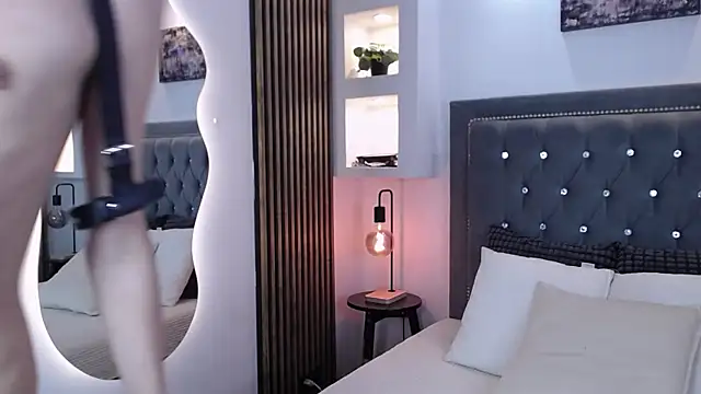 Snapshot of Emo_Boy_ chatting on 04/16/26, 10:23 Emo Boy online show from 04/16/26, 10:23